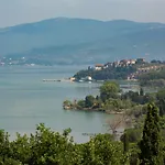 Bianca La Luna Amazing Lakeside View