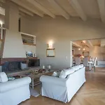 Vila Bianca La Luna Amazing Lakeside View