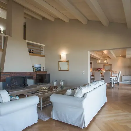 Villa Bianca La Luna Amazing Lakeside View