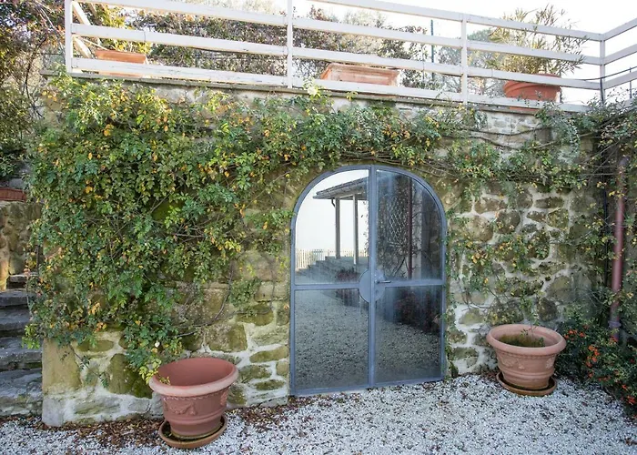 Bianca La Luna Amazing Lakeside View * マジョーネ